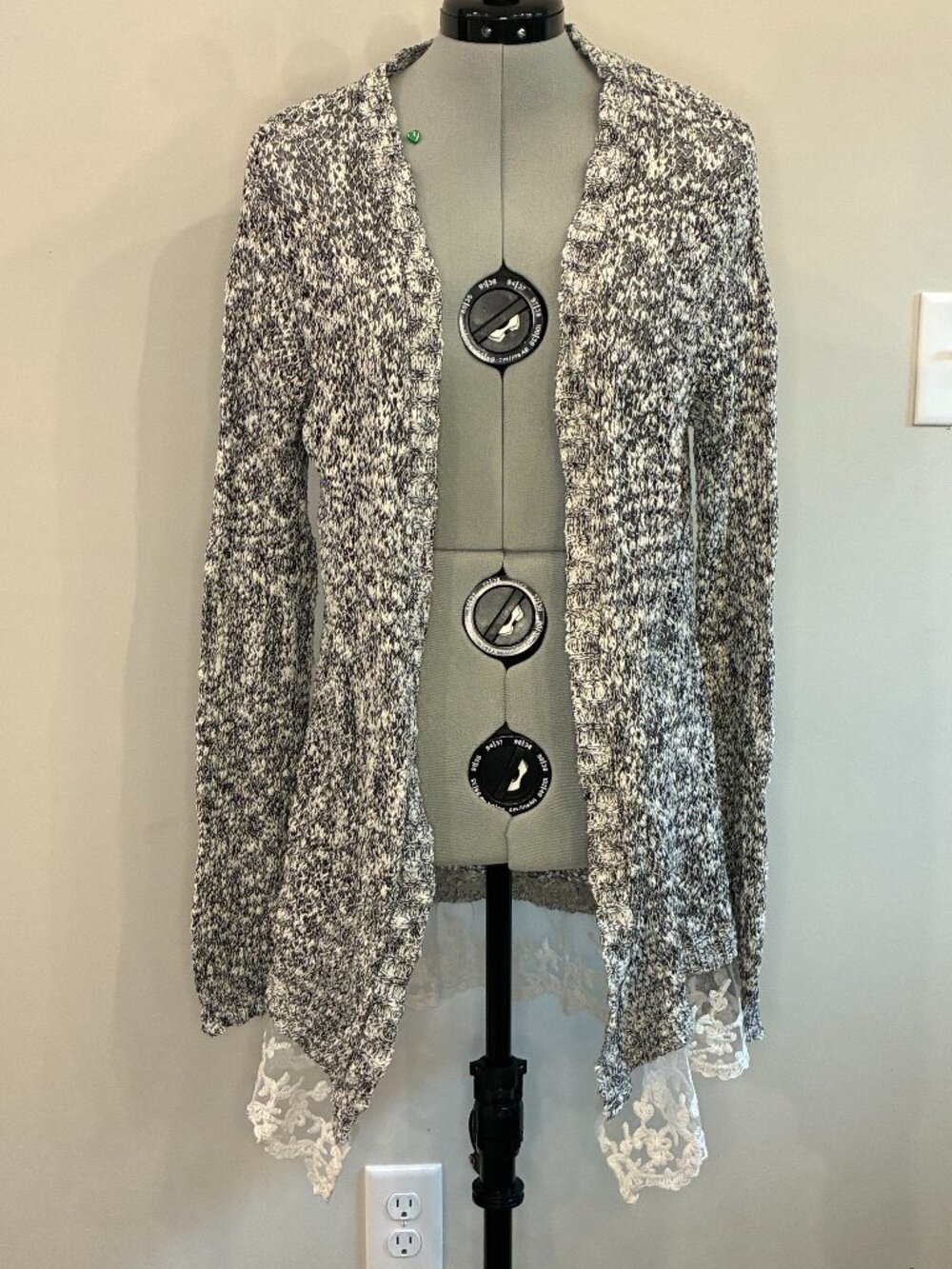 So It Is Black Cream Marled Waterfall Cardigan Open Front Duster with Lace 0364